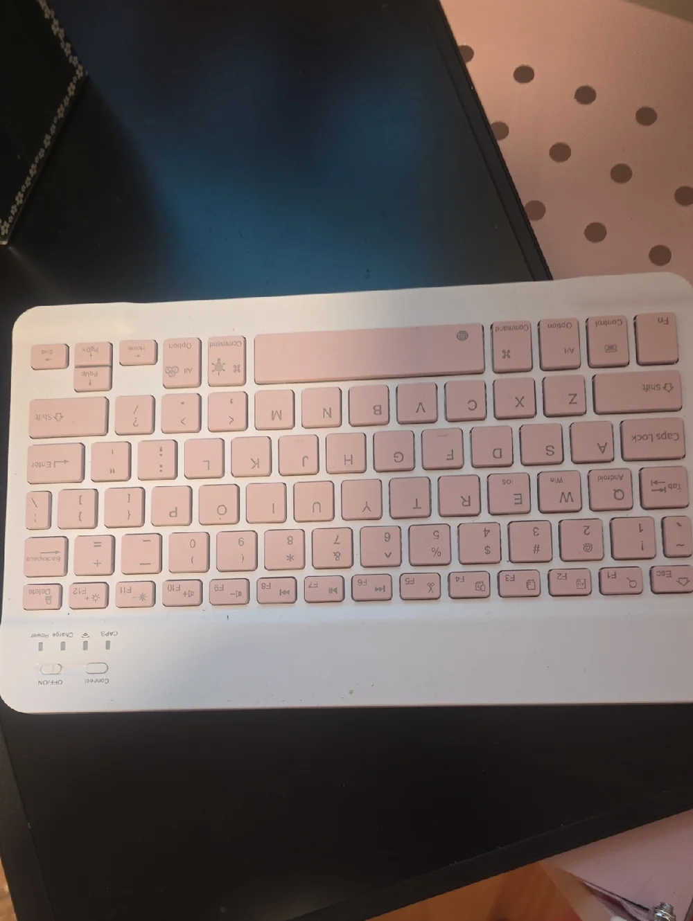 Wireless Pink Bluetooth Keyboard for Tablets